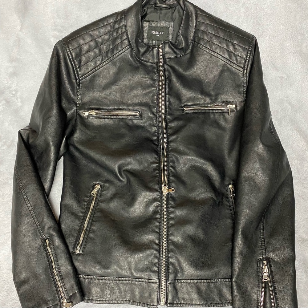 Men’s Leather Jacket